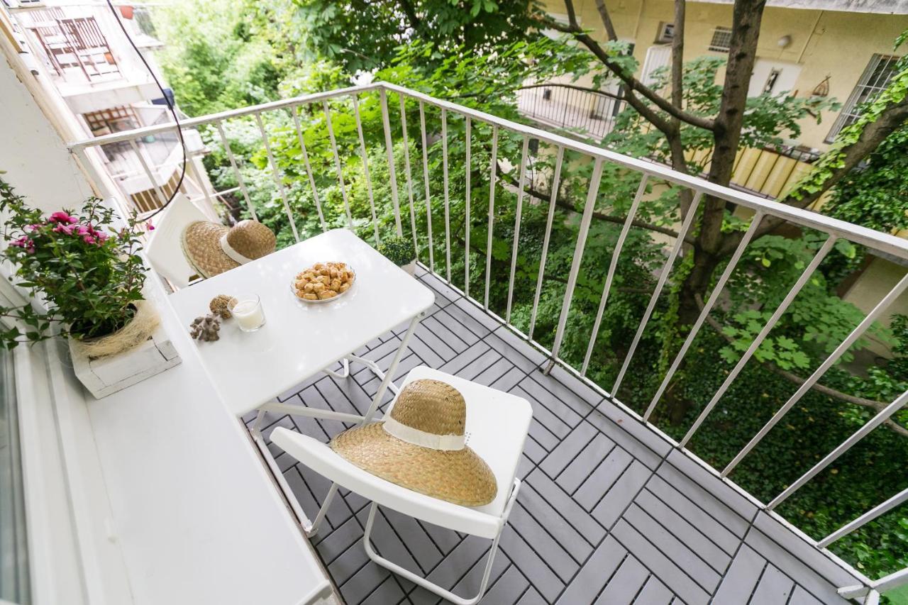 Peaceful Apartment Near Buda Castle And Chain Bridge Budapest Exterior photo
